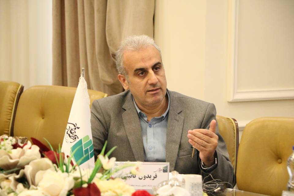 فریدون گائینی مدیر باشگاه تحقیق و توسعه مناطق آزاد ایران